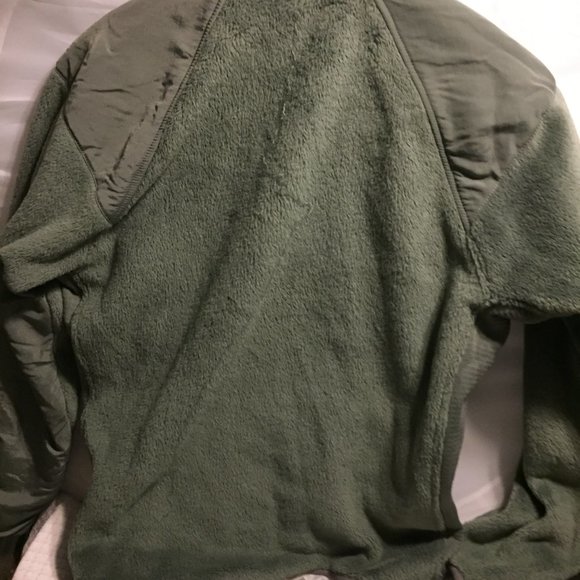 ECWCS GEN III L3 Foliage Green Fleece Cold Weather Jacket Large/Regular - Picture 2 of 8